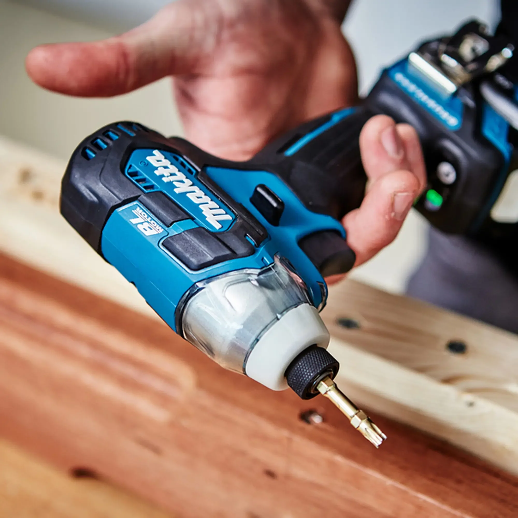 Avvitatore ad impulsi Makita TD111DSAJ 12V 2Ah - Image 7