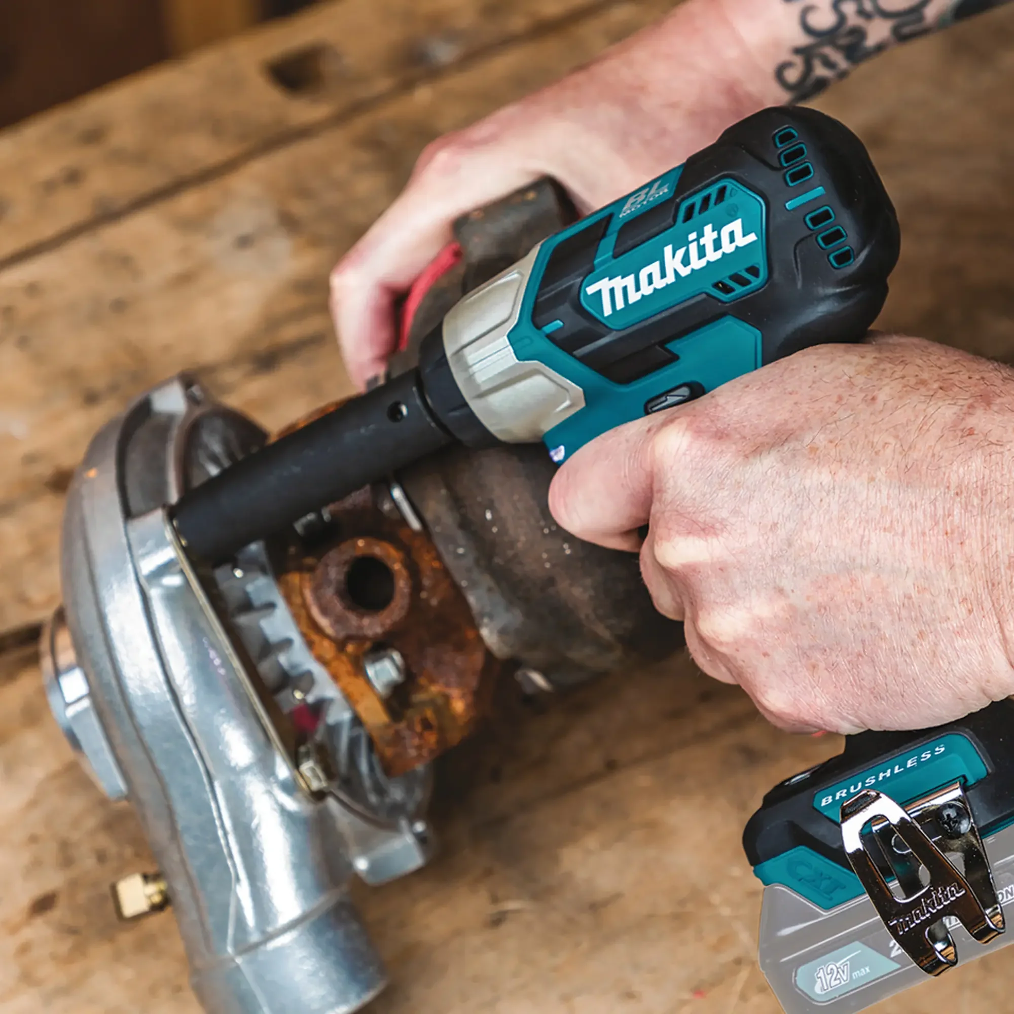 Avvitatore ad impulsi Makita TW161DSAJ 12V 2Ah - Image 12