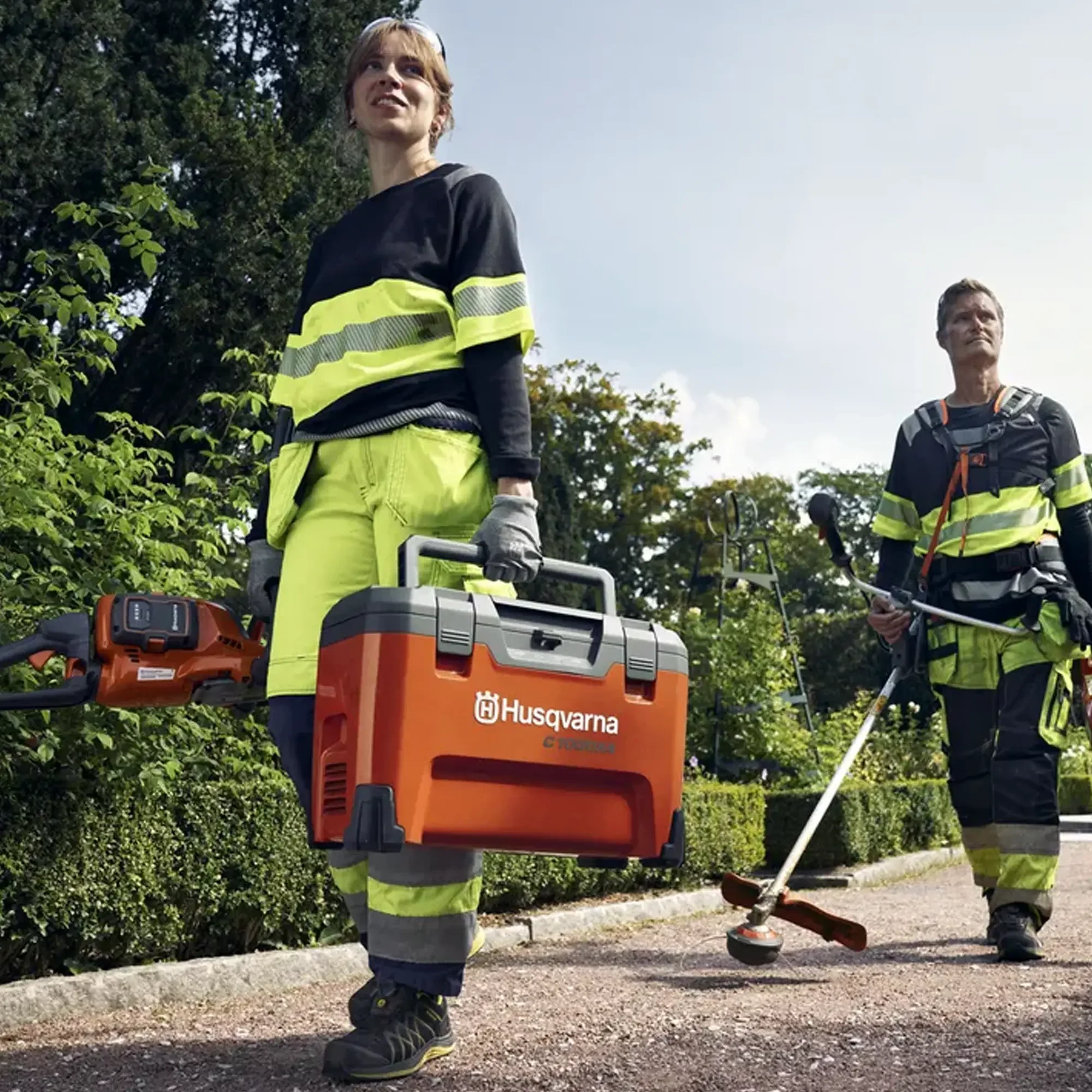 Caricabatteria Husqvarna 40-C1000X4 - Image 4