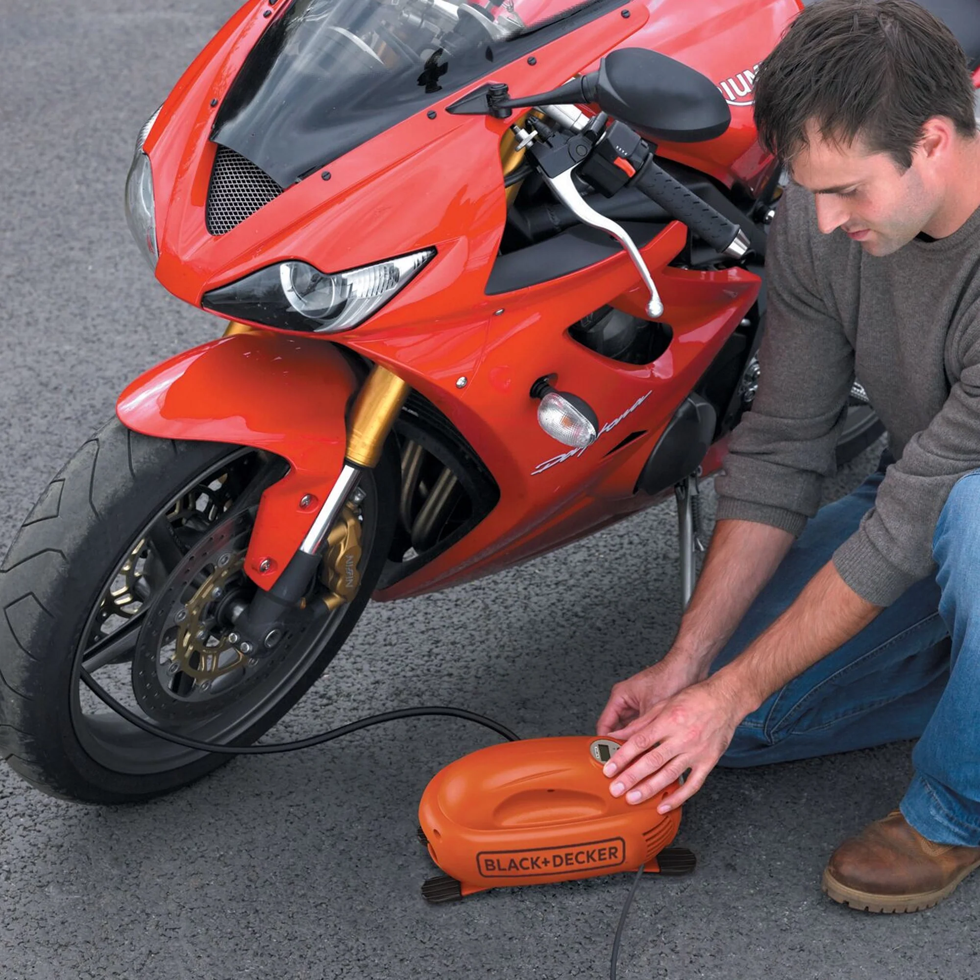 Compressore Portatile Black+Decker ASI200-XJ 12V - Image 3