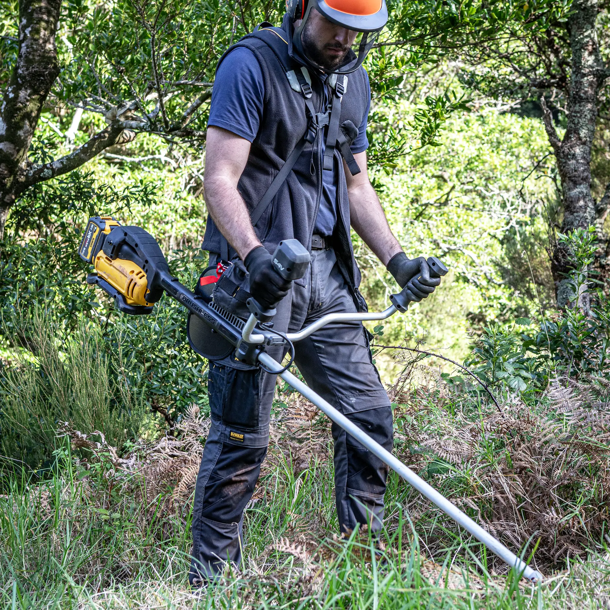 Decespugliatore Dewalt DCMBC823N-XJ 54V - Image 8