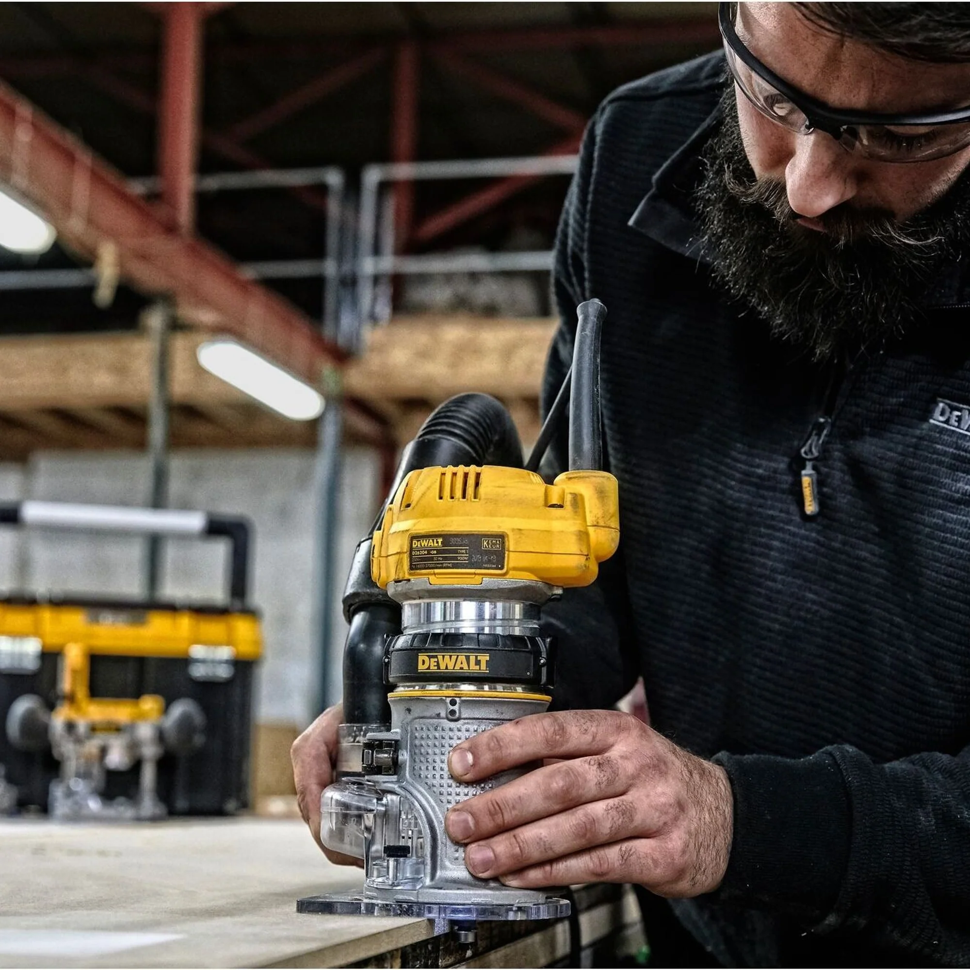 Elettrofresatrice Dewalt D26204K-QS 900W 8mm - Image 5