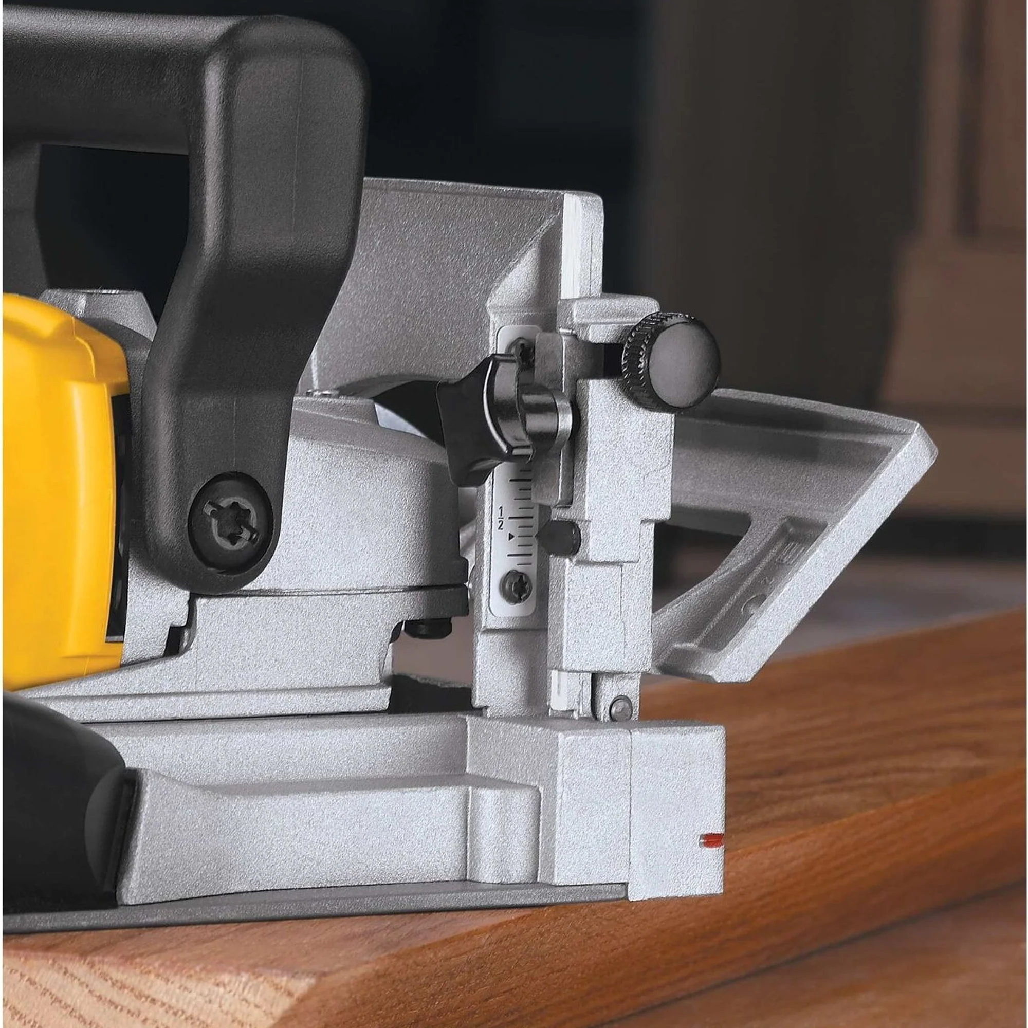 Fresatrice Dewalt DW682K-QS 600W - Image 11
