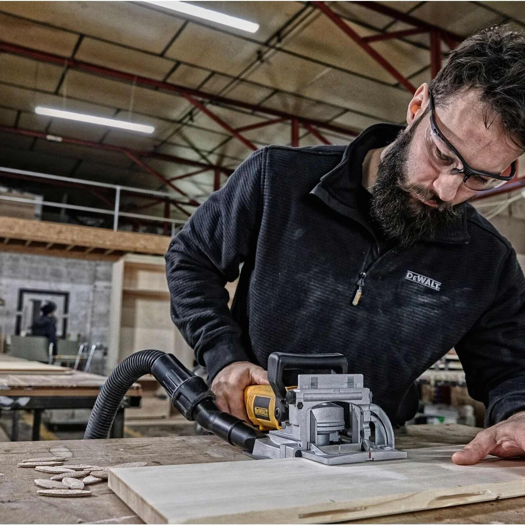 Fresatrice Dewalt DW682K-QS 600W - Image 3