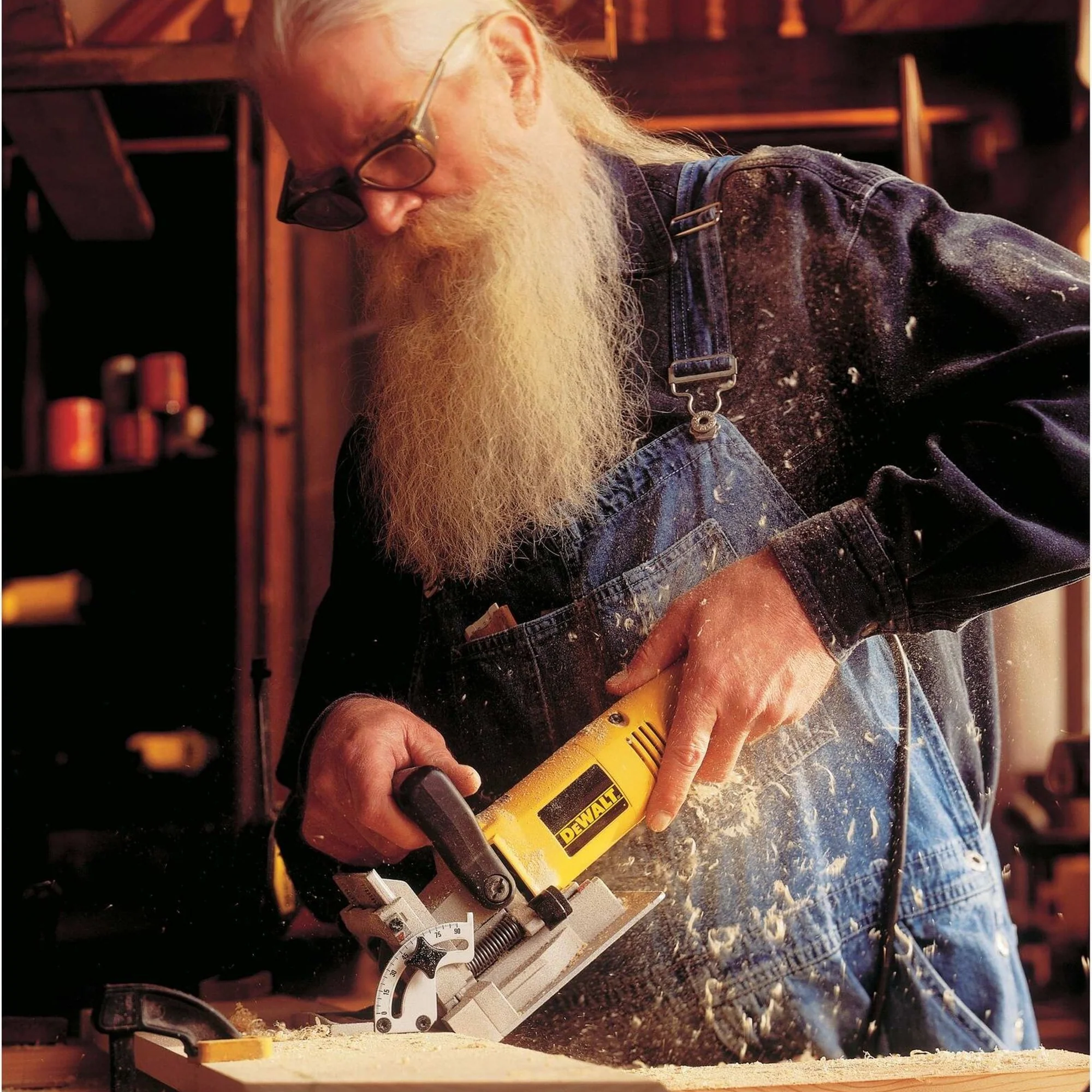 Fresatrice Dewalt DW682K-QS 600W - Image 9