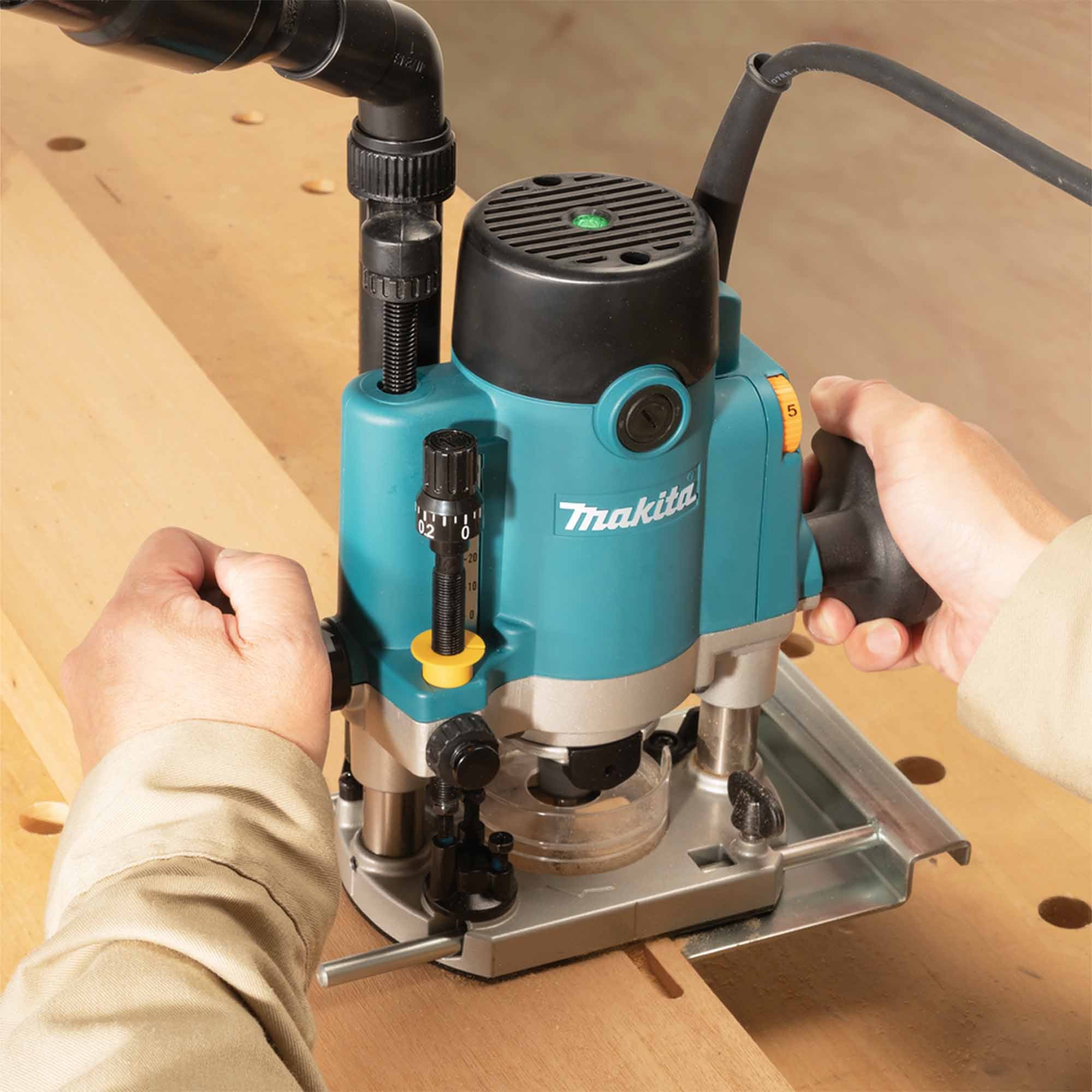 Fresatrice verticale Makita RP1111CJ 1100W - Image 7