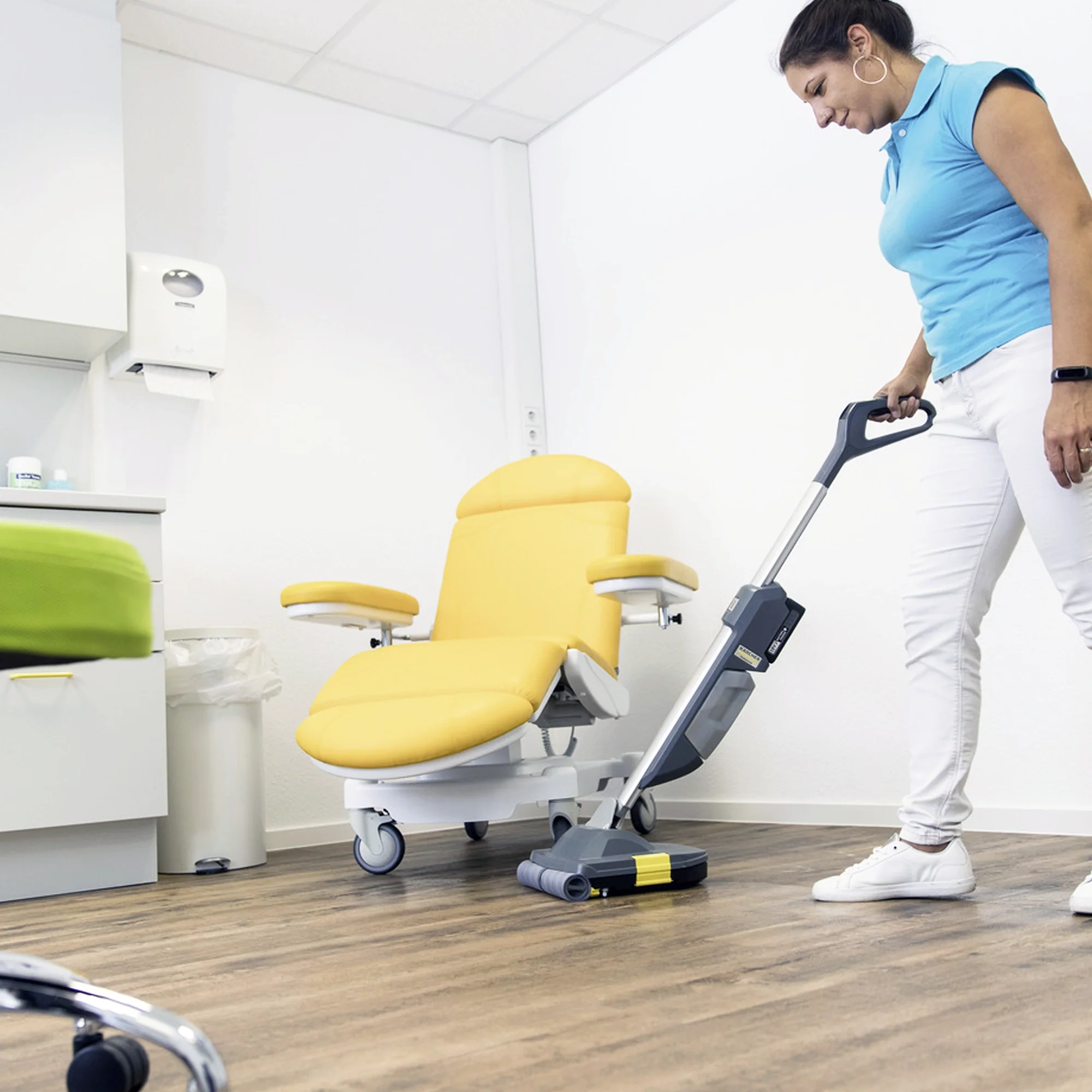 Lavasciuga Pavimenti Karcher BR 30/1 C Bp Pack 18V 3Ah - Image 2