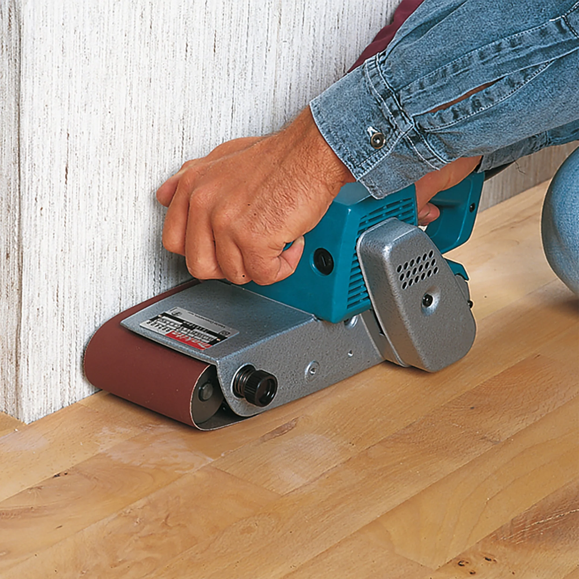 Levigatrice Makita 9924DB 850W - Image 2