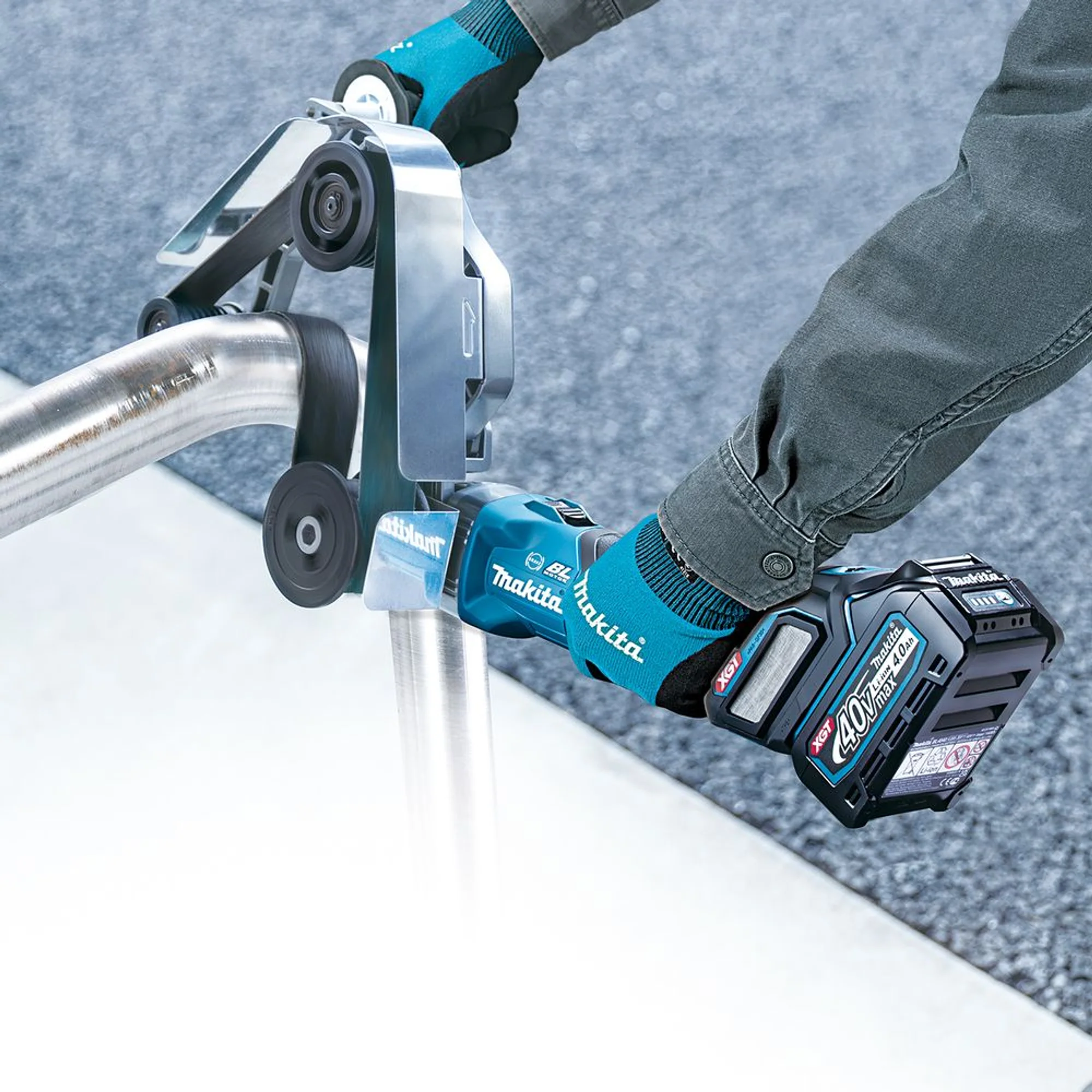 Levigatrice a nastro per tubi Makita BS002GU201 40V 4Ah - Image 5