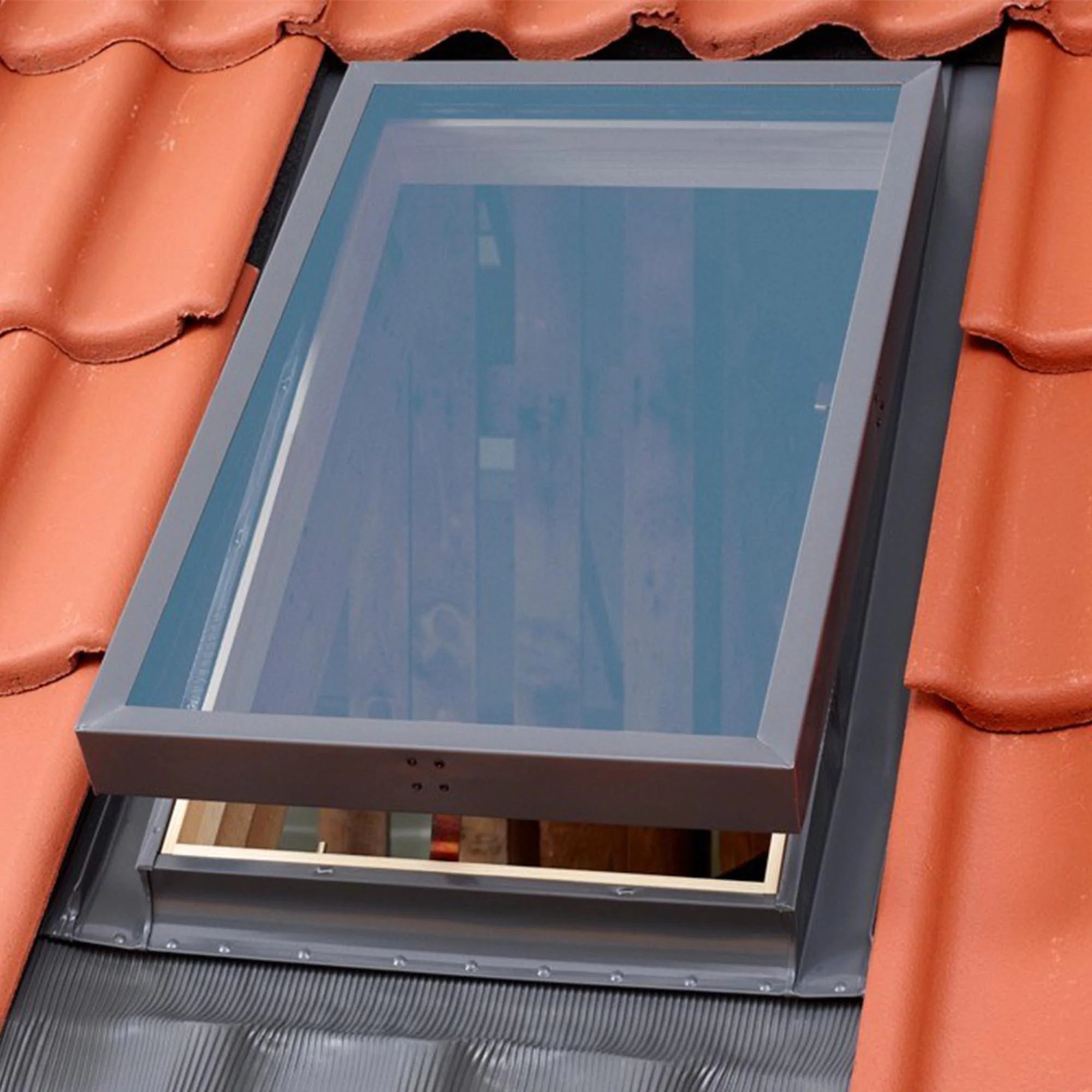 Lucernaio Velux VLT 1000 - Image 2