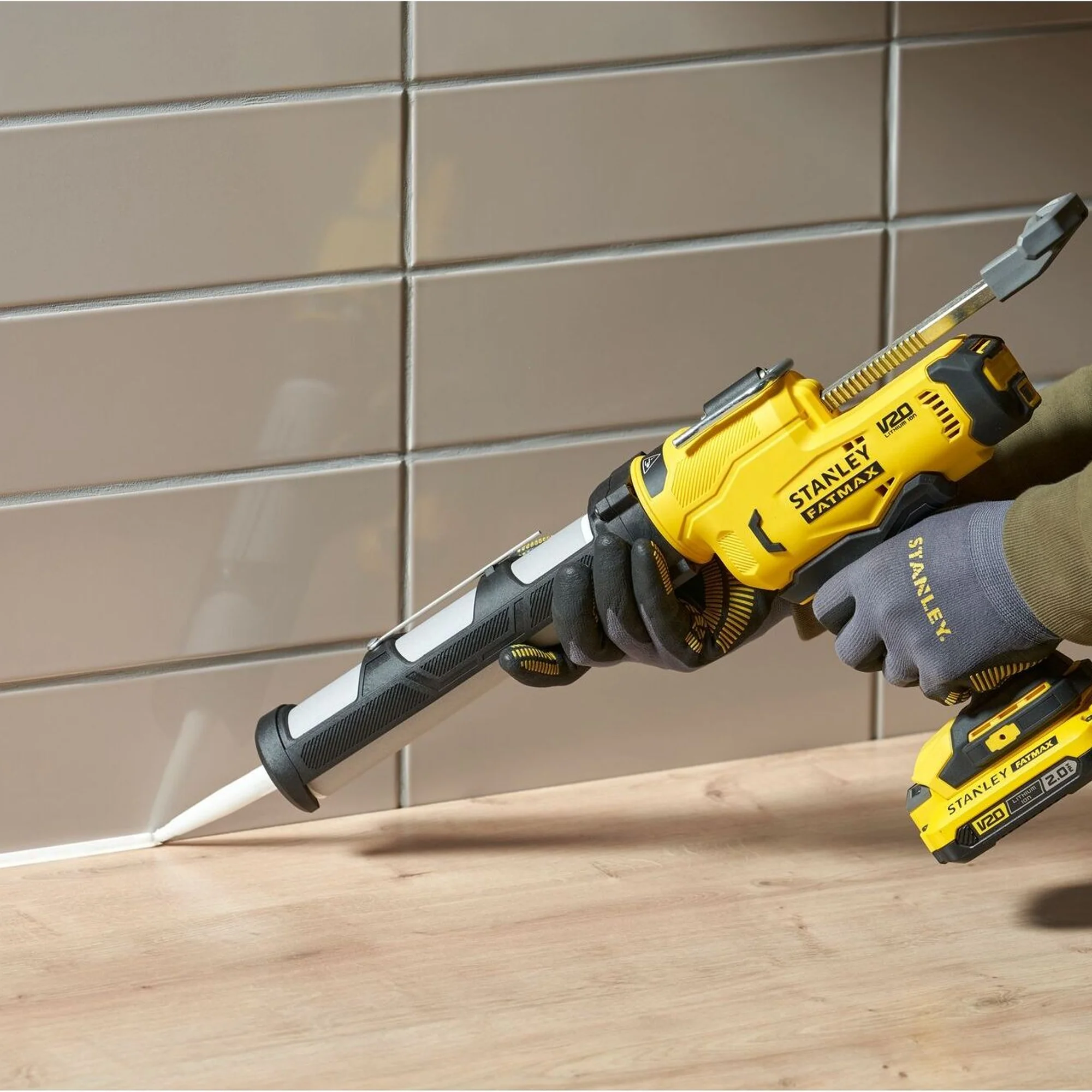 Pistola per Silicone Stanley FatMax SFMCE600B-XJ 18V - Image 3