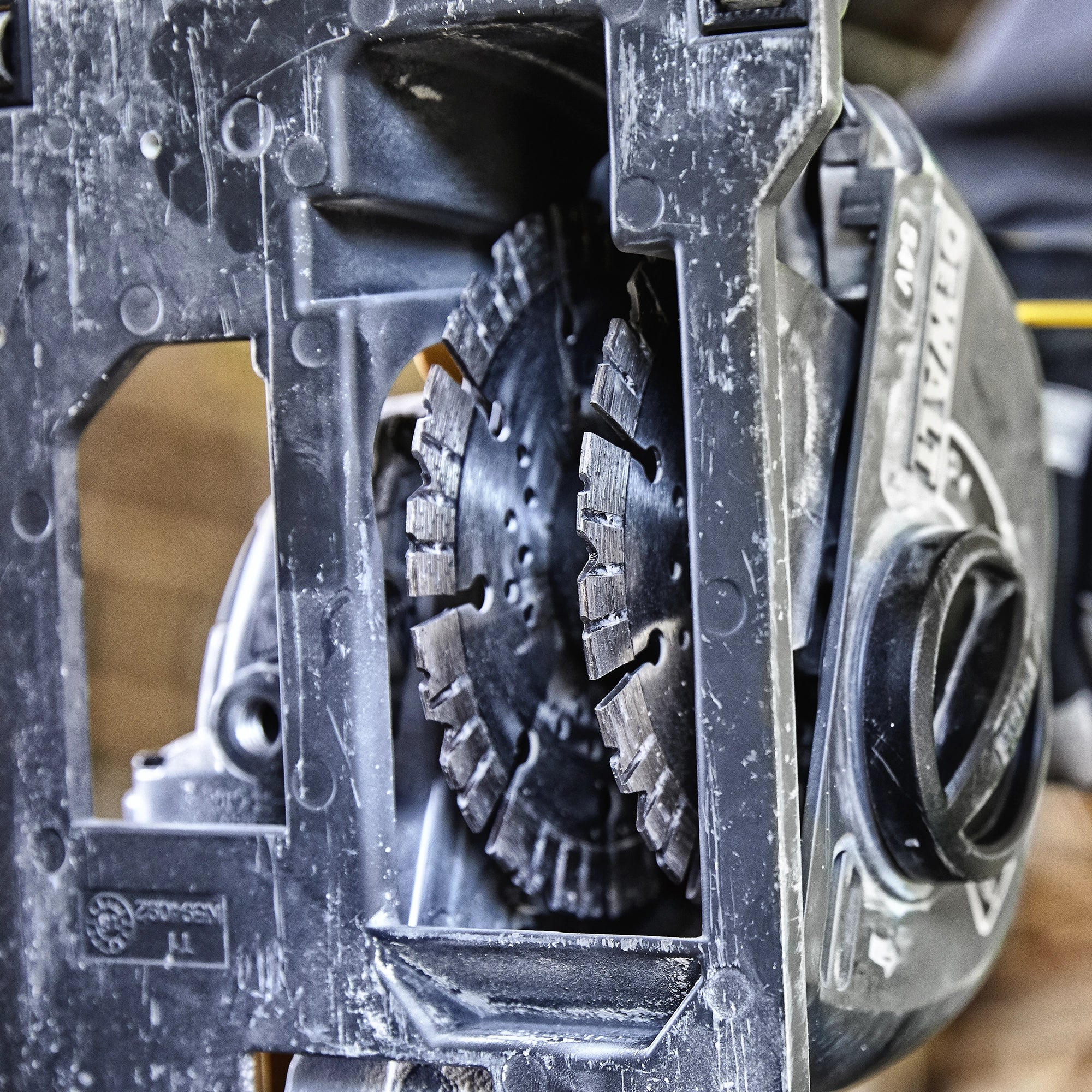 Scanalatrice Dewalt DCG200T2-QW 54V 6Ah - Image 7