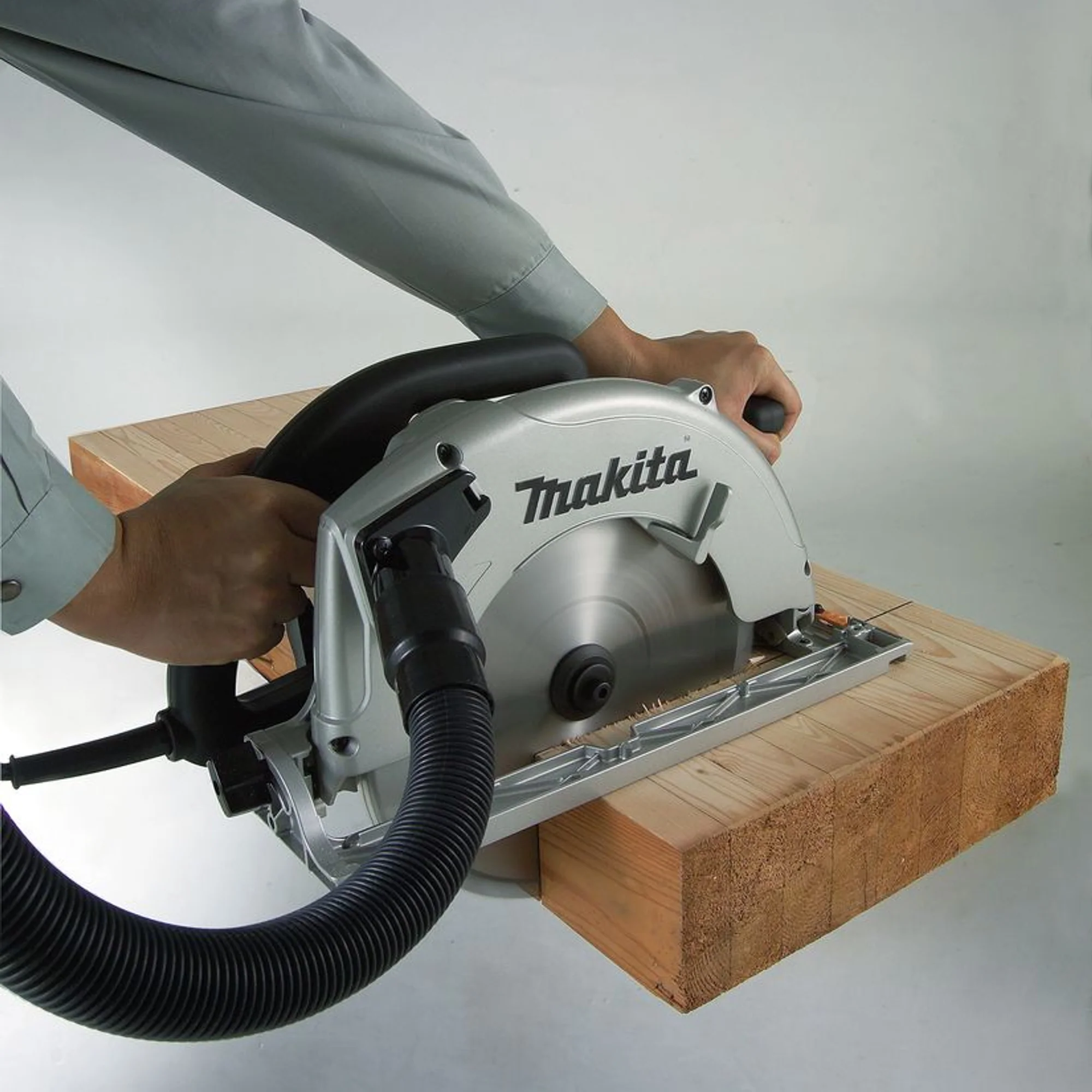 Sega Circolare Makita 5104S 2100W - Image 3