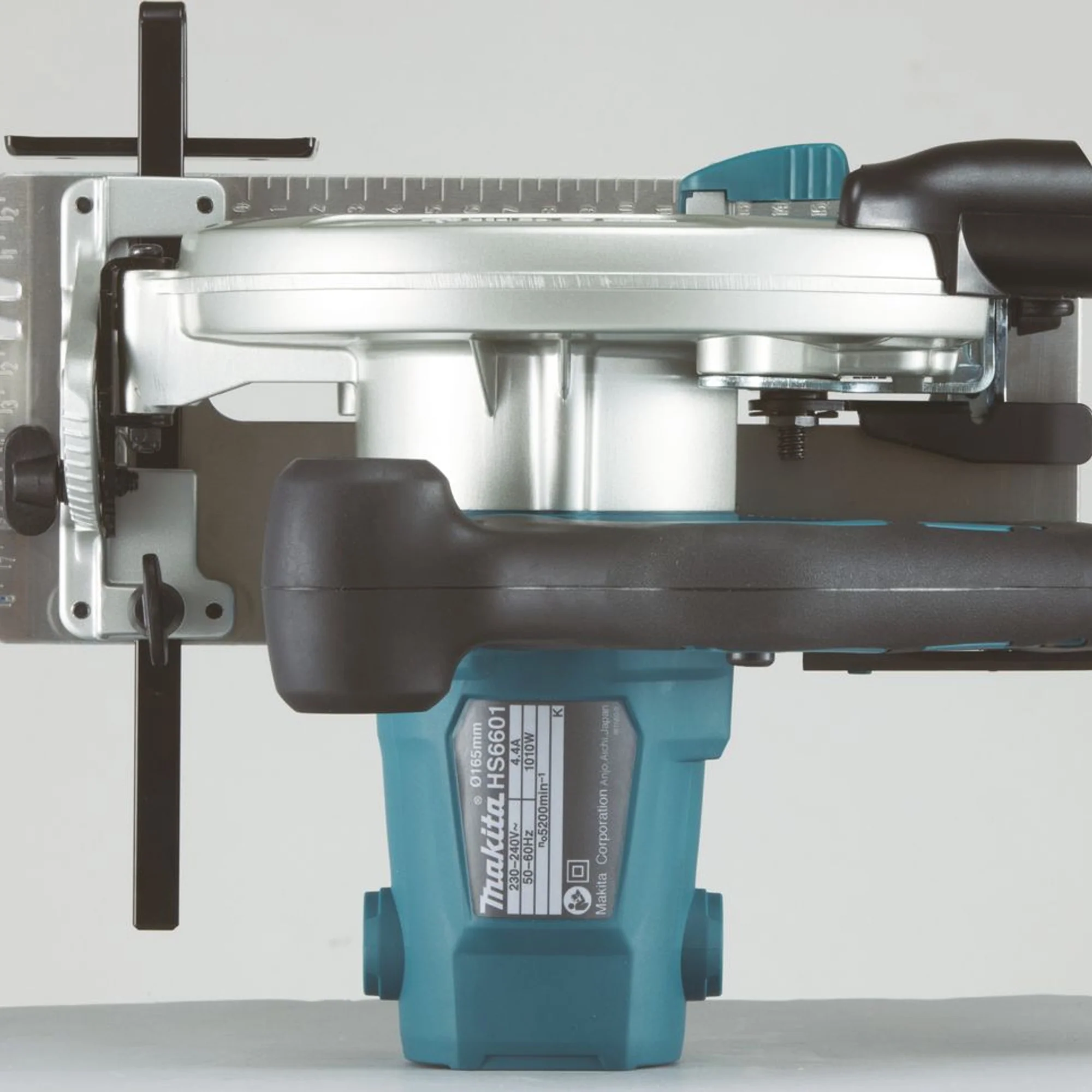 Sega Circolare Makita HS6601J 1050W - Image 5