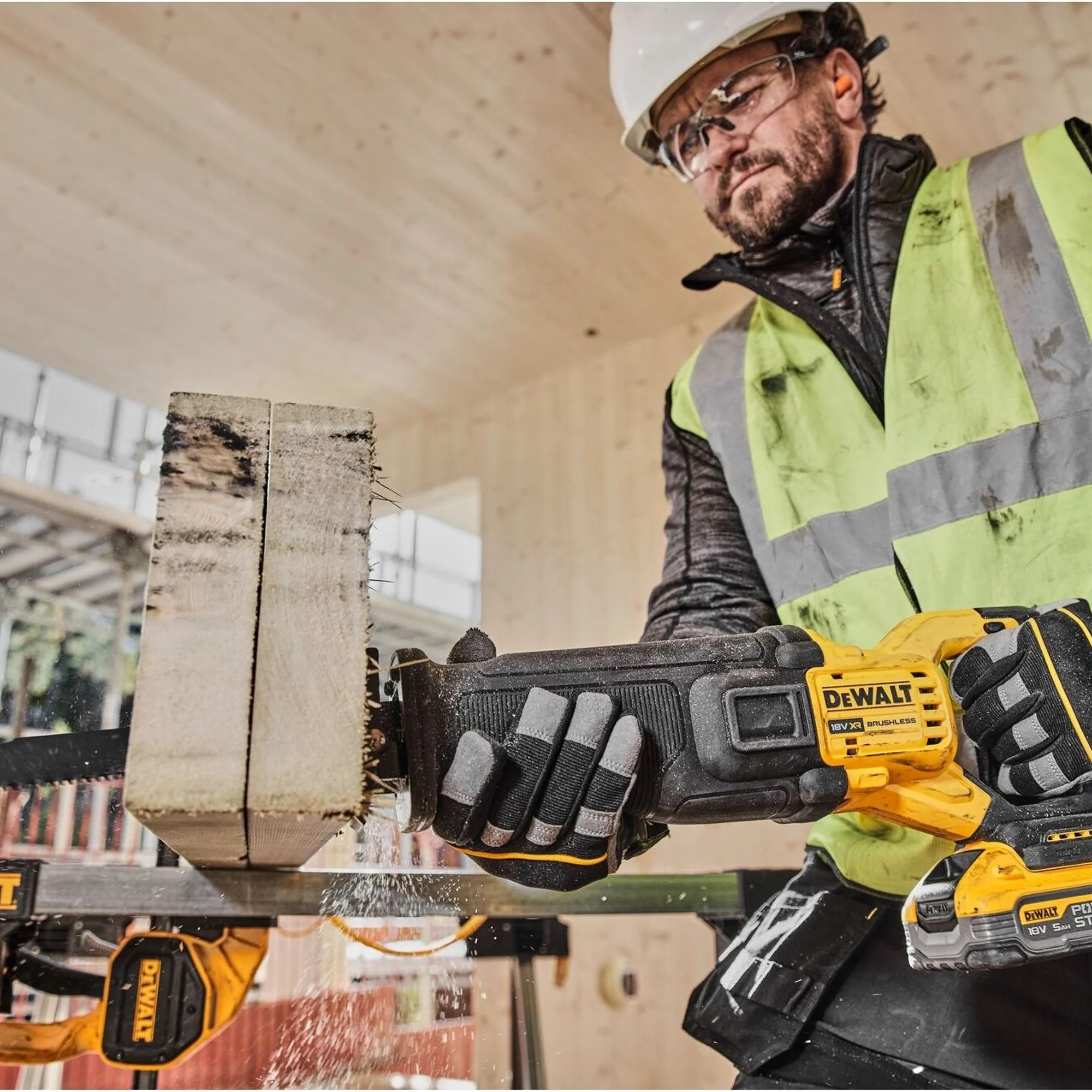 Sega Universale Dewalt DCS386H2T-QW 18V 5Ah Brushless - Image 4