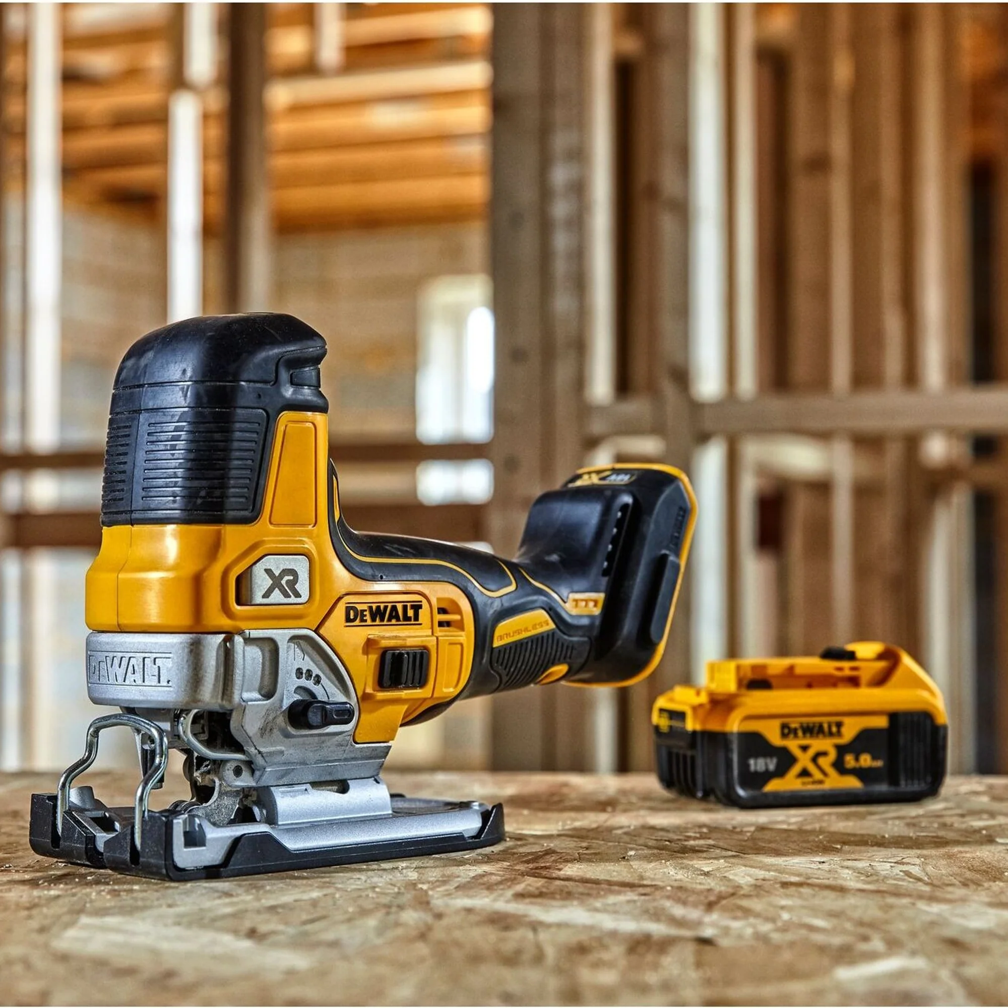 Seghetto Alternativo Dewalt DCS335P2-QW 18V 5Ah - Image 15