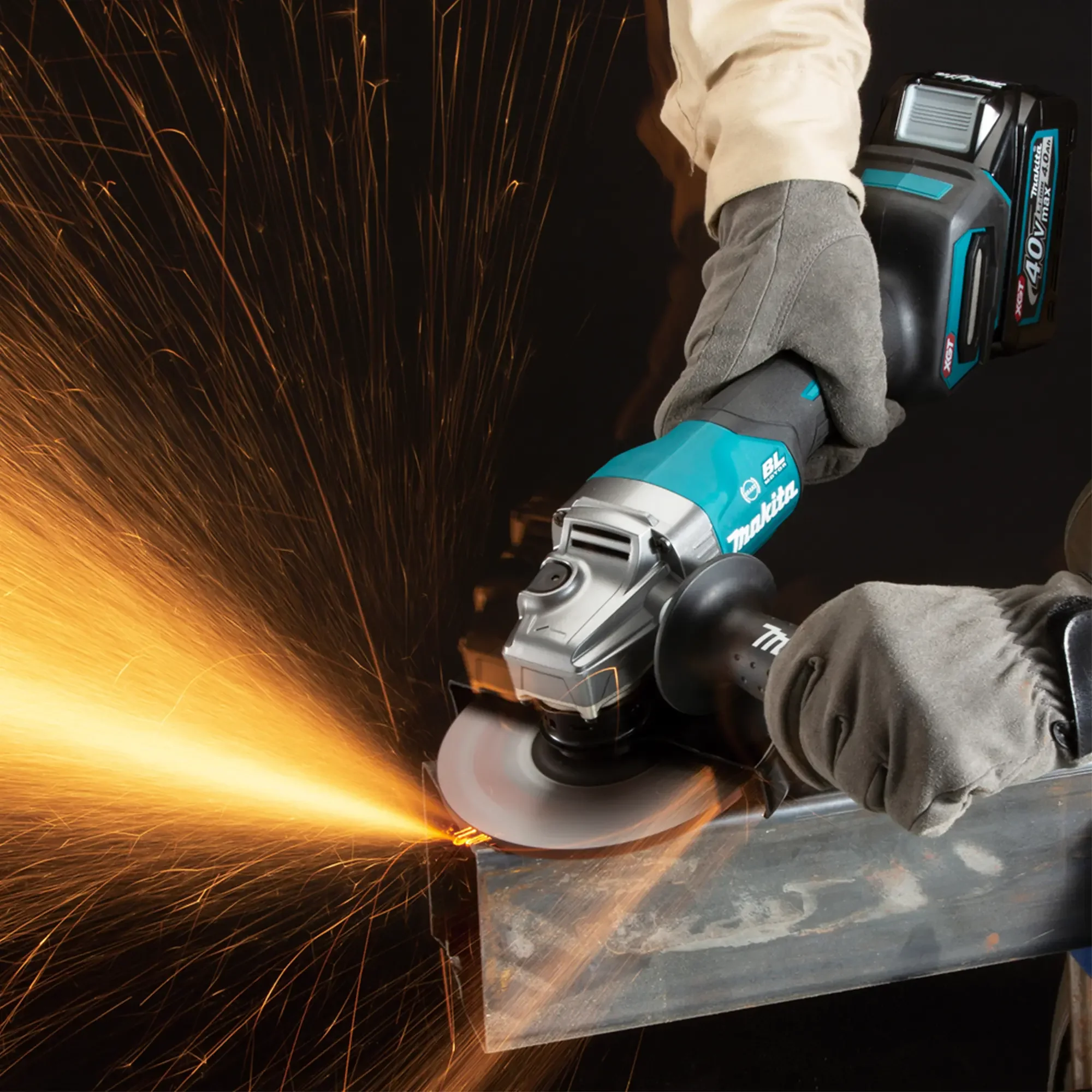 Smerigliatrice angolare Makita GA036GZ 40V - Image 10