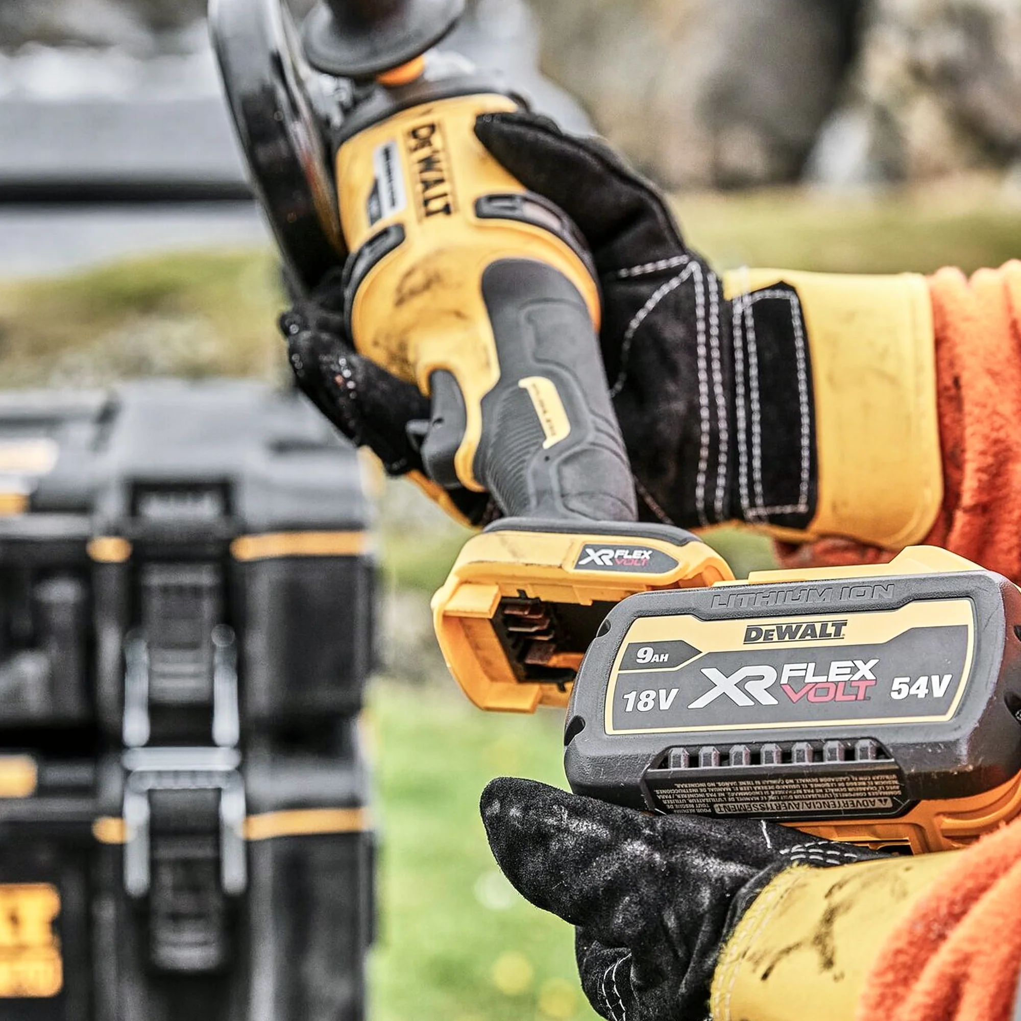 Smerigliatrice Dewalt DCG418X2-QW 54V 9Ah - Image 5
