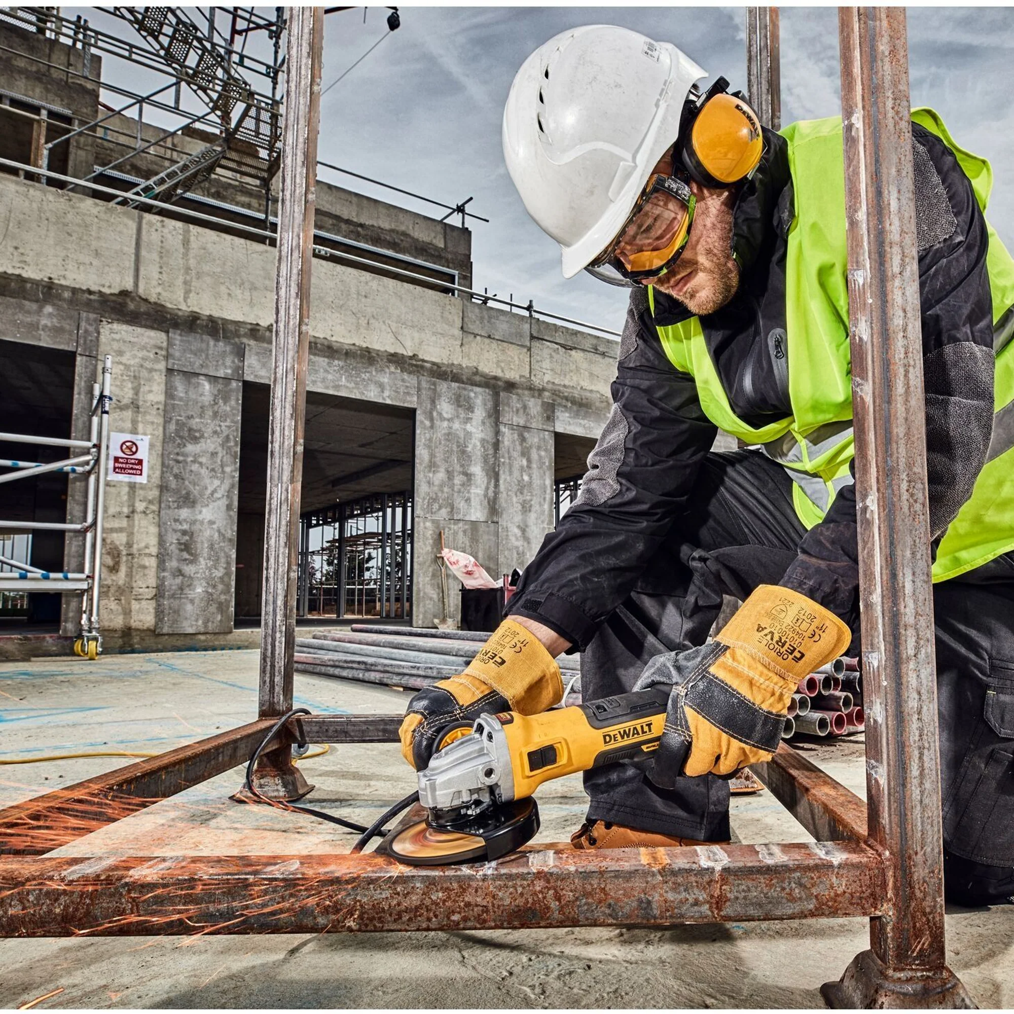 Smerigliatrice Dewalt DWE4357-QS Brushless 125mm 1700W - Image 3