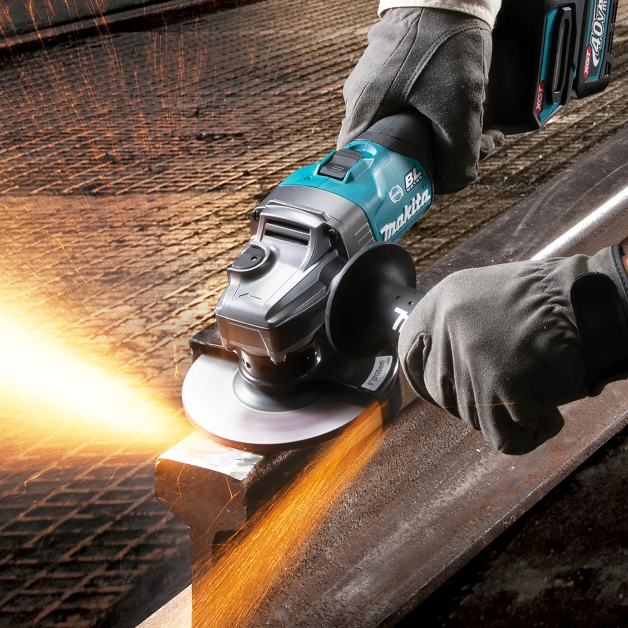 Smerigliatrice Makita GA029GZ01 40V - Image 6