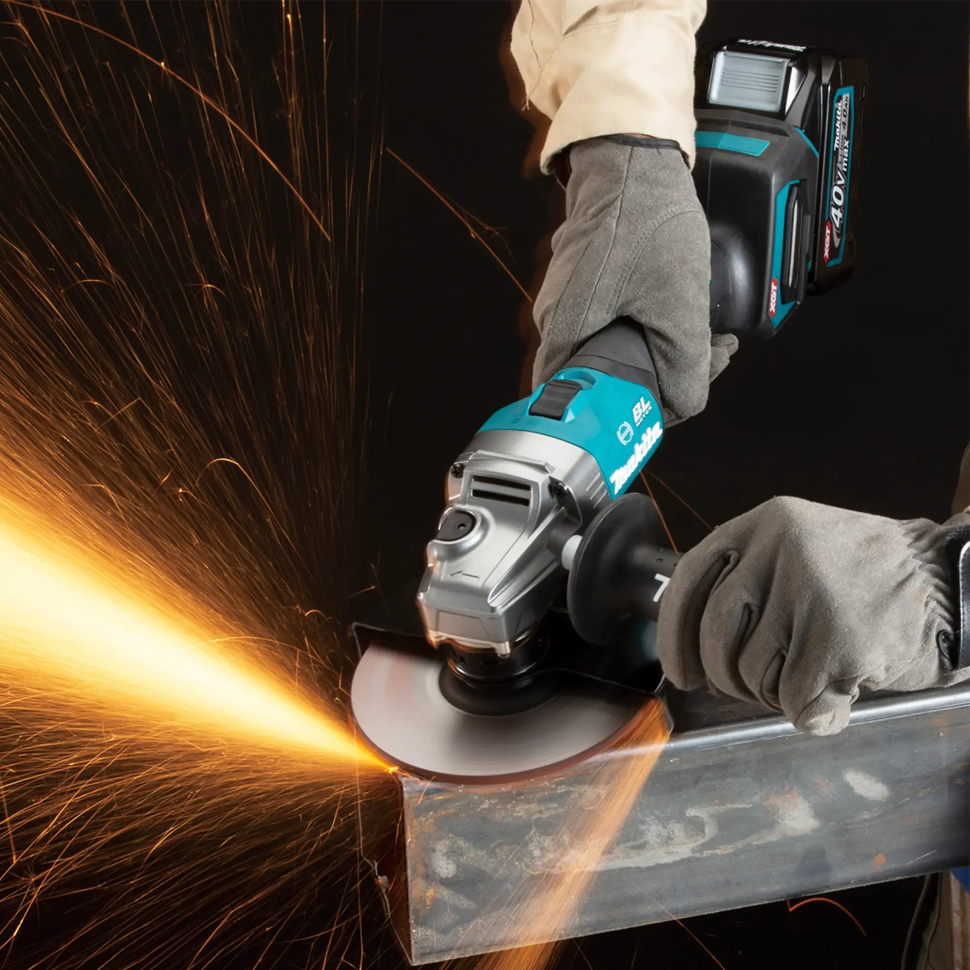 Smerigliatrice angolare Makita GA035GZ 40V - Image 17