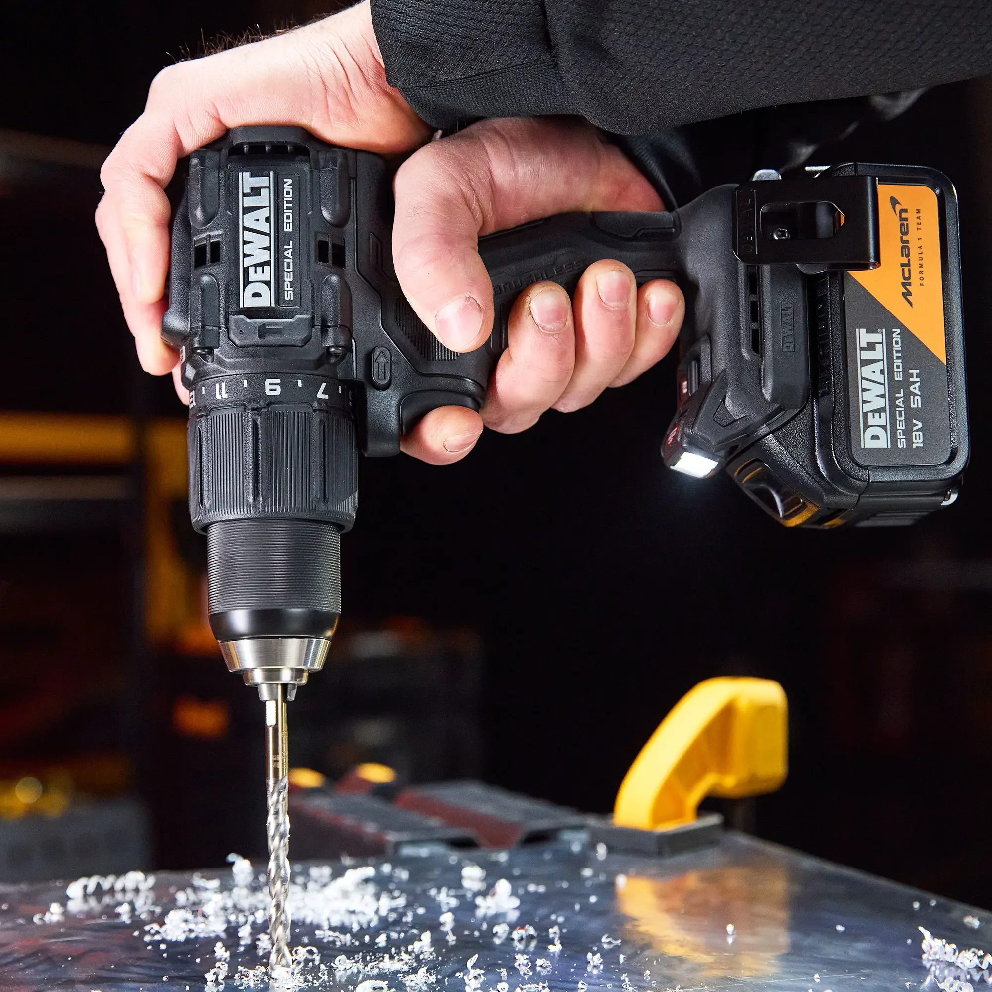 Trapano avvitatore Dewalt McLaren DCD86MP2T-QW 18V 5Ah - Image 6