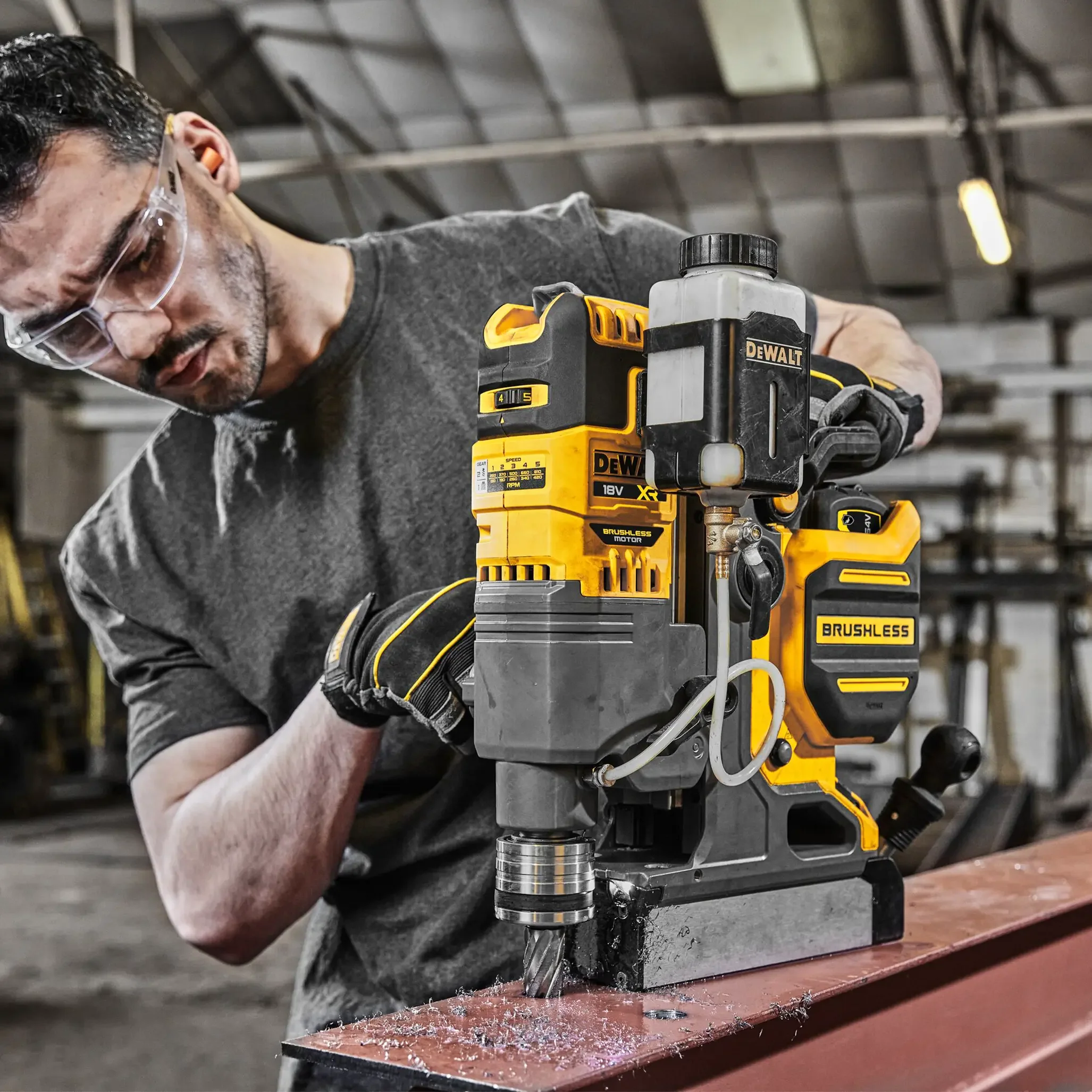 Trapano magnetico a colonna Dewalt DCD1623X2G-QW 18V 9Ah - Image 4