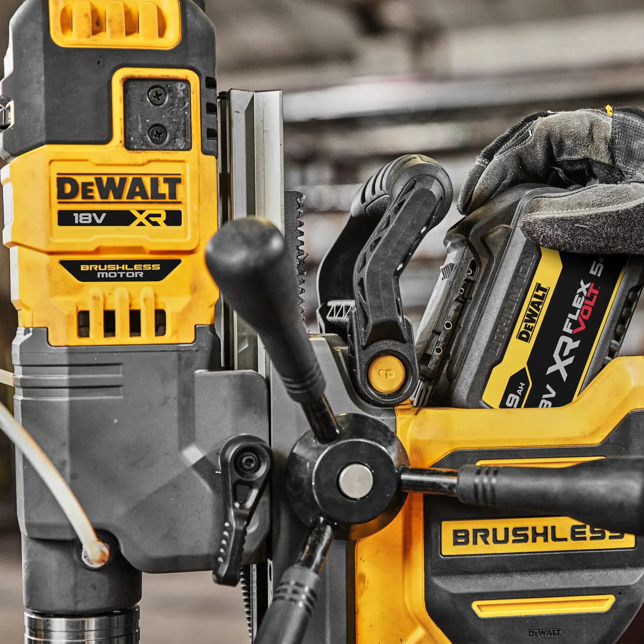 Trapano magnetico a colonna Dewalt DCD1623X2G-QW 18V 9Ah - Image 5