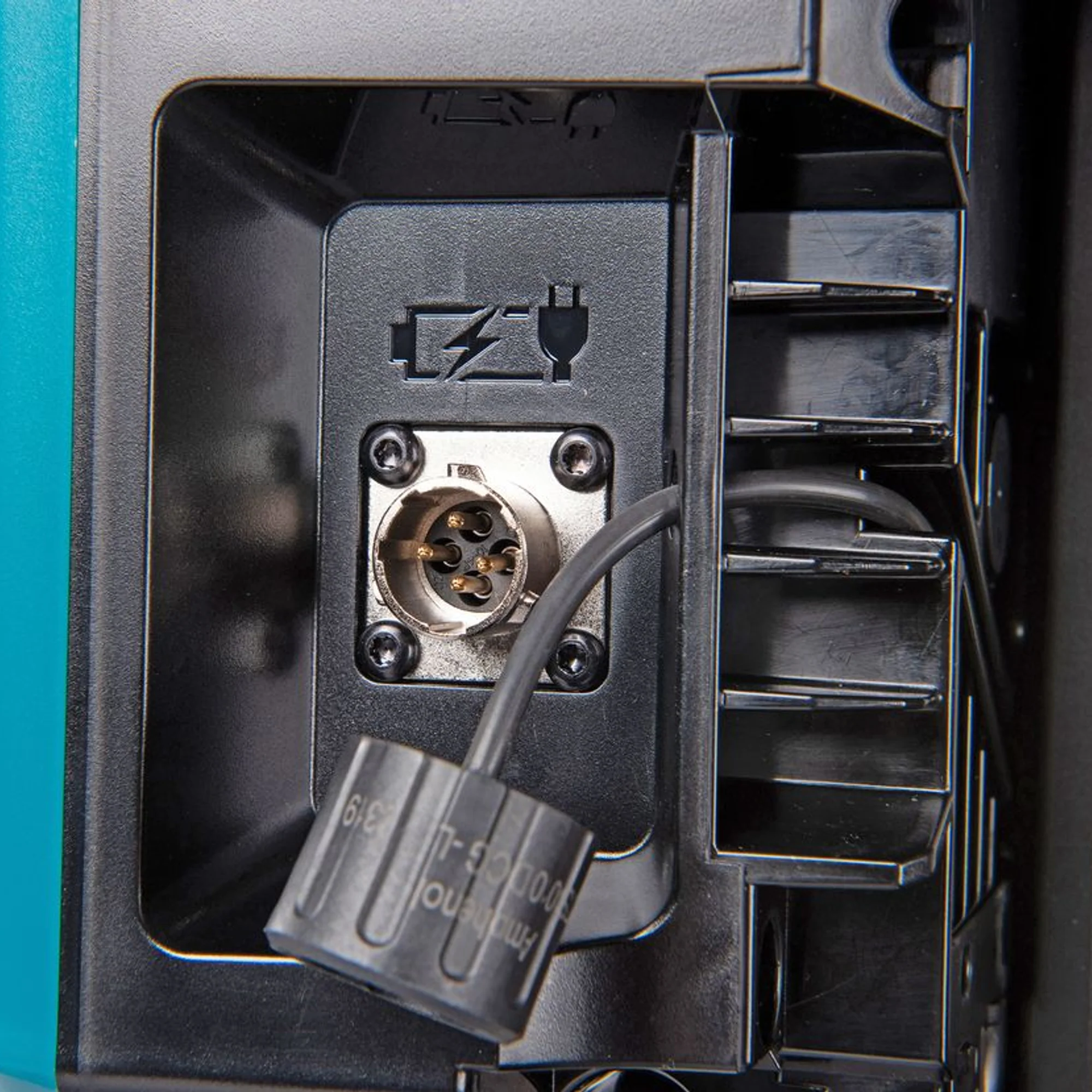 Zaino Power Pack Makita PDC1500A01 40V - Image 12
